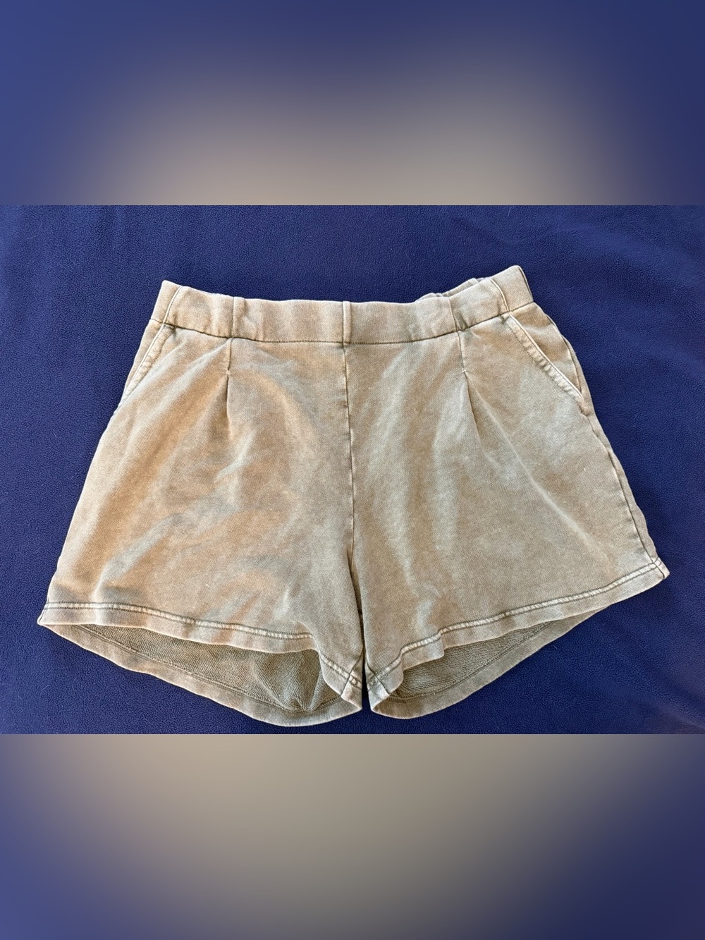 aerie Olive Causal High-Rise Pleated Shorts